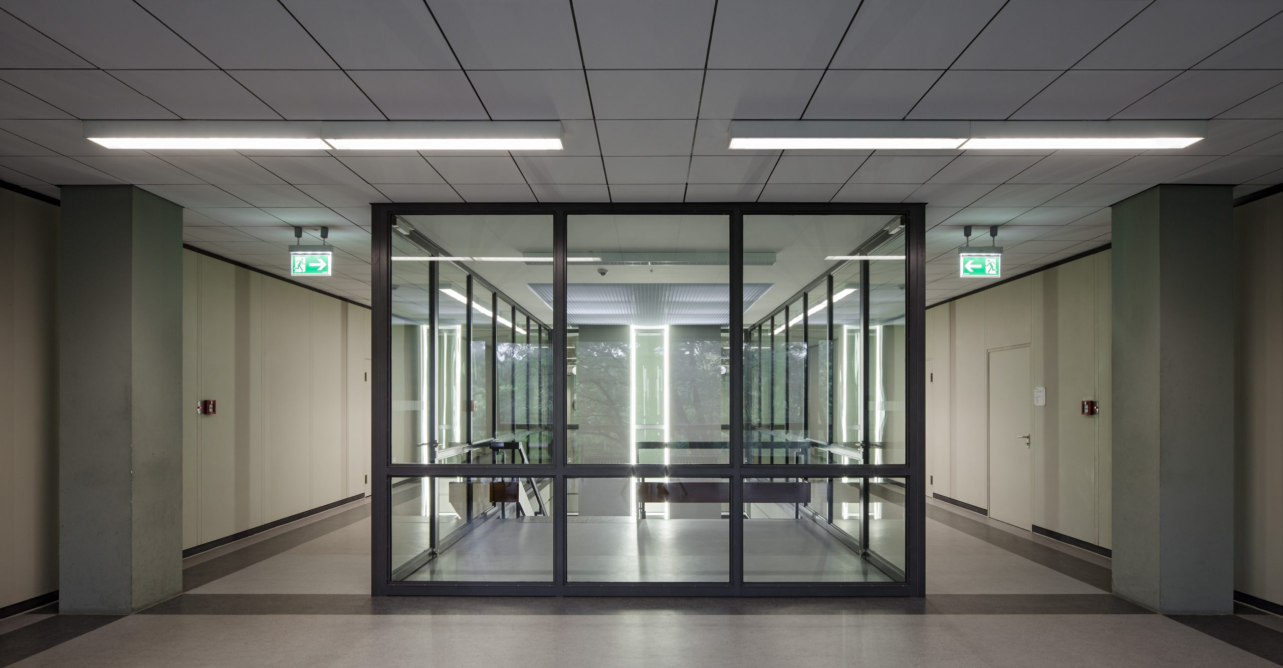 Karlsruher Institut für Technologie	&#8211; Physikalische Institute