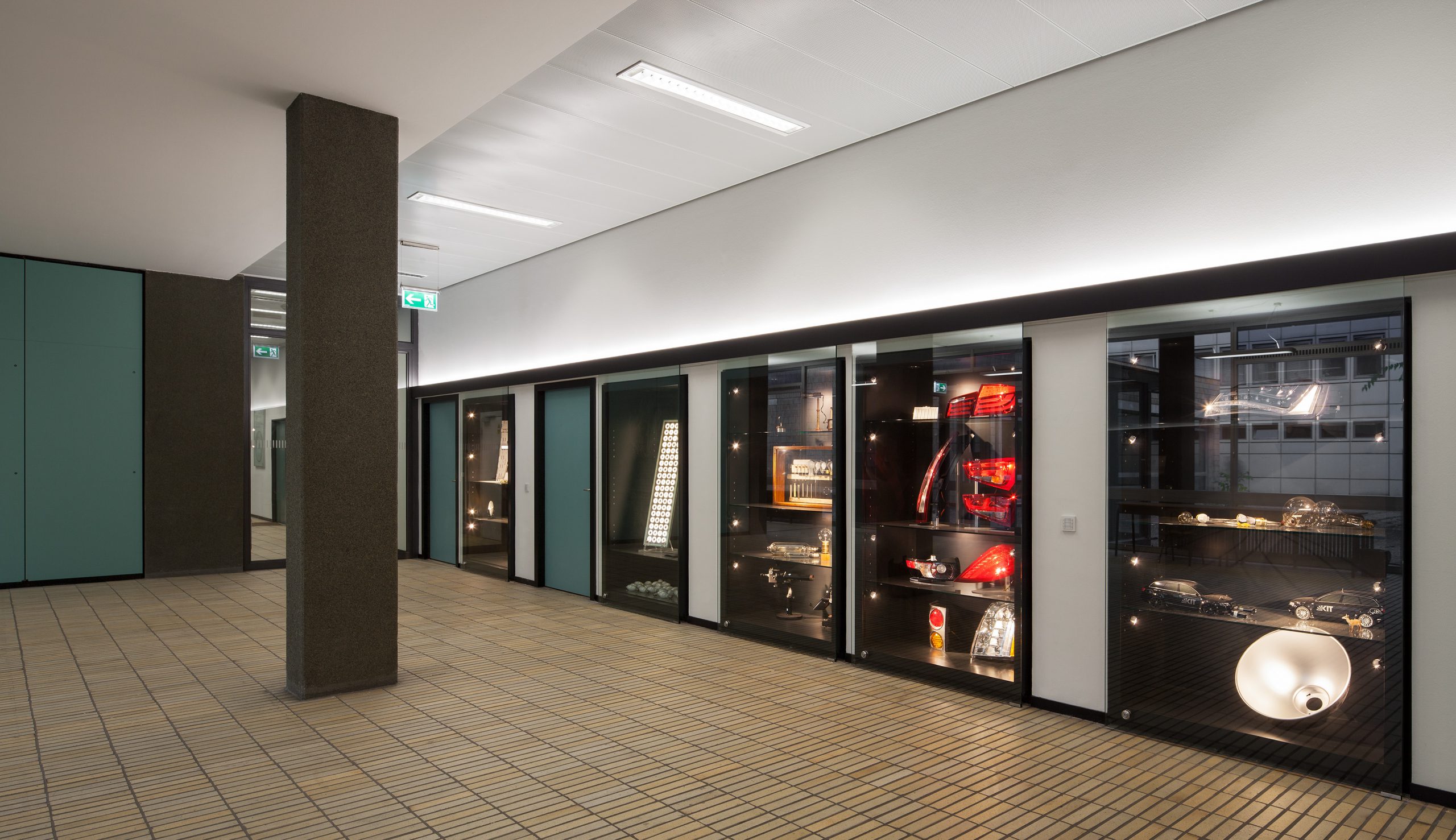 Karlsruher Institut für Technologie	&#8211; Physikalische Institute